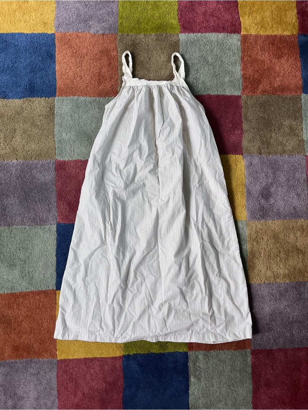 DÓMI Lightweight Striped Cotton Chemise Nightdress — White/Light Gray